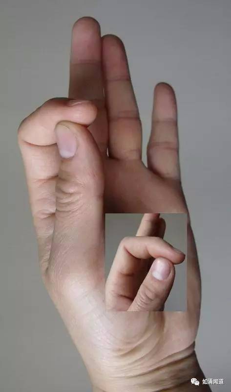 符咒灵符  正文掐诀,念咒,取气(采气),观想,从剑指写在水里面,写在水